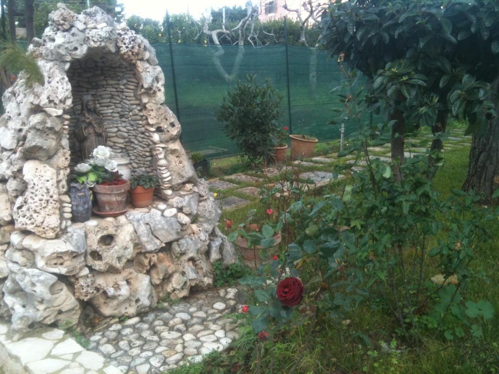 Bed And Breakfast Fly Μπάρι Εξωτερικό φωτογραφία
